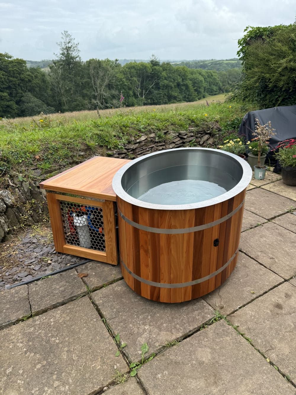 Odyssey ice bath in use